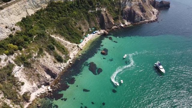 Морская прогулка. Крым. Балаклава. Мыс Фиолент. Грот Дианы. смотреть онлайн