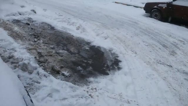 А7 Шкода Октавия. Как открыть двери и не насыпать в салон снега. смотреть онлайн