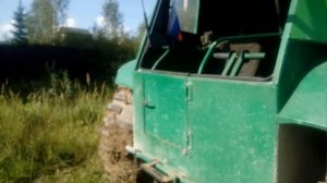 Бортоповоротный вездеход