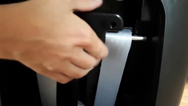 Britax Romer Swingfix safety issue смотреть онлайн