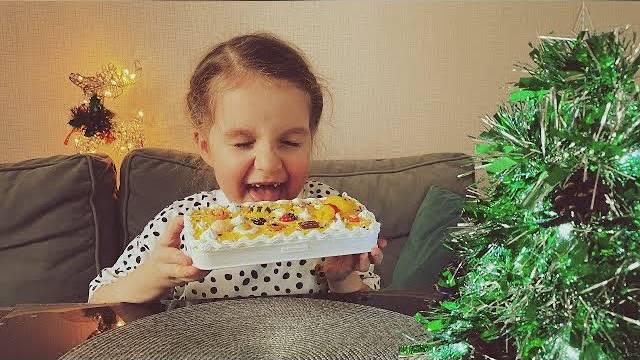 Мой новый вкусный пенал смотреть онлайн