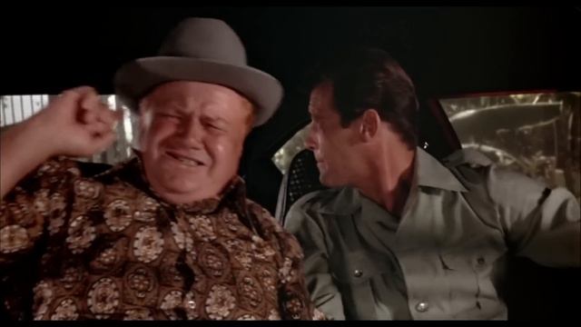 THE MAN WITH THE GOLDEN GUN | Corkscrew Jump смотреть онлайн