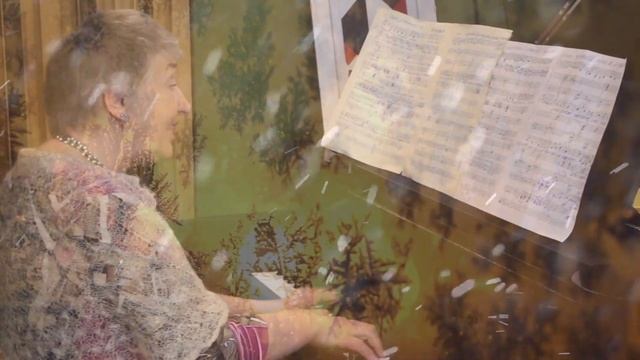 "Штормит, куражится зима..." - стихи Софии Киларь, музыка Татьяны Михайличенко смотреть онлайн