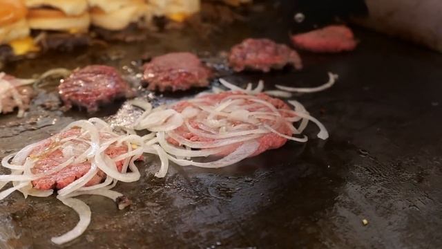 American Food - The BEST BURGERS in New Jersey! White Manna Hamburgers смотреть онлайн