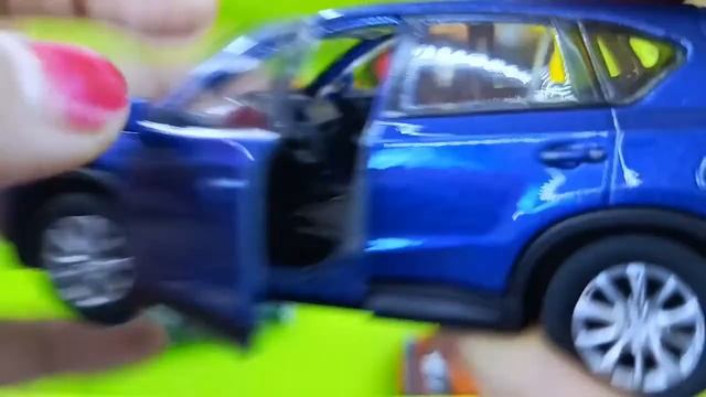 Box full of model cars Toyota, Toyota Supra, GTR, Mercedes, Porsche, Yaris, Honda, Pagani, FS22 #01 смотреть онлайн