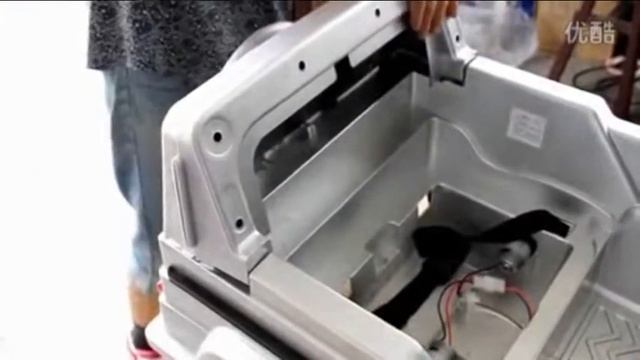 Инструкция по сборке электромобиля Mersedes Benz G55 AMG на pushishki.ru смотреть онлайн