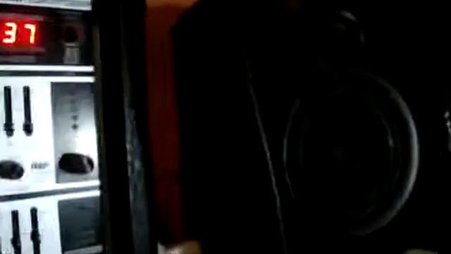 YouTube - Consola Amplificada Behringer PMH 2000.flv смотреть онлайн