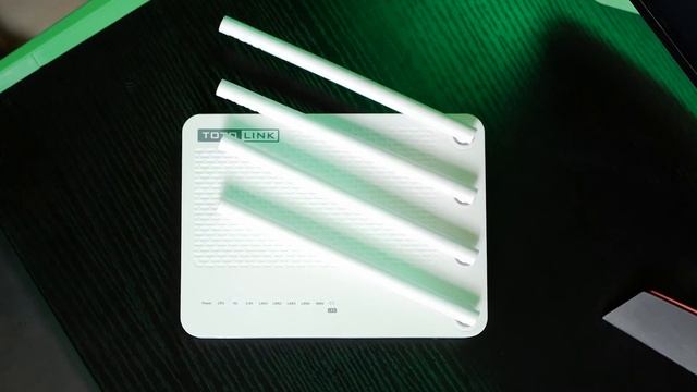 TOTOLINK A702R двухдиапазонный маршрутизатор смотреть онлайн