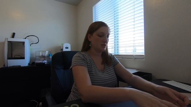 Chameleon Color Changing Tumbler with Sparkleberry Tutorial смотреть онлайн