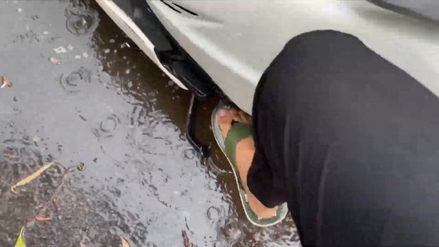 Aaj toh Reema Niche Gir Jaati Iski Wajah Se ?? !! GDS VLOGS DV230 смотреть онлайн