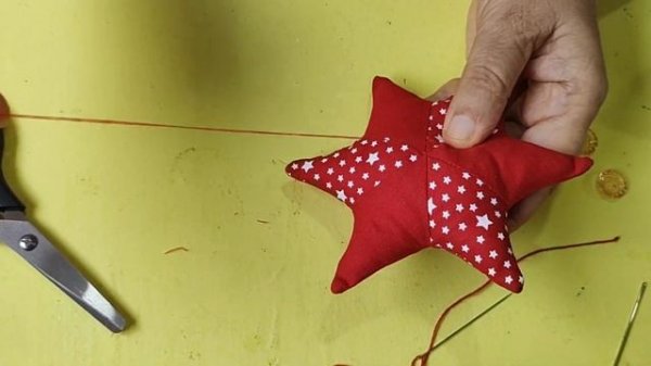 ESTRELA DE PATCHWORK DE 6 PONTAS E BONUS DE UM LINDO MOBILE DE NATAL