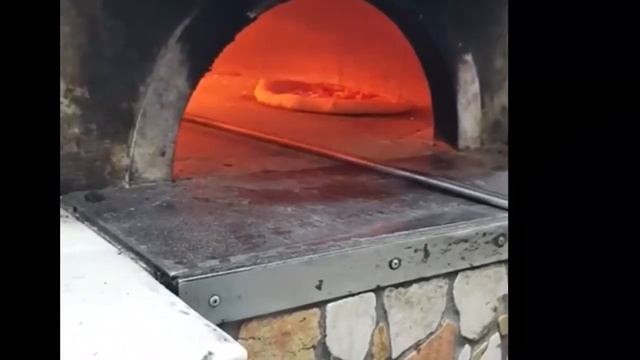 Неаполитанская пицца/Pizza Napoletana