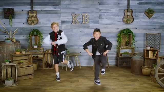 KIDZ BOP Kids - The Git Up (Dance Along) [KIDZ BOP 40] смотреть онлайн