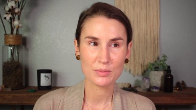 FULL FACE USING ONLY SPF | How to look bright and refreshed without makeup смотреть онлайн