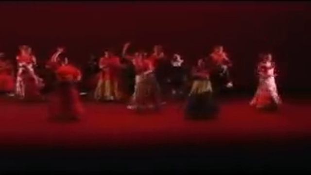 Elen Dances Bularia смотреть онлайн