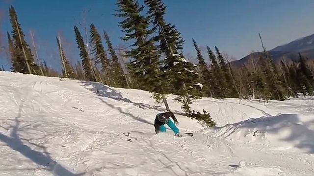 ШОК!!! в ШЕРЕГЕШЕ 2020 при езде фрирайд провалился в ущелье вниз головой, GoPro все засняла смотреть онлайн