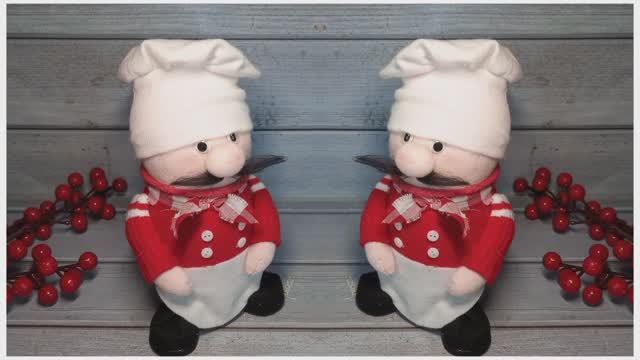 Игрушка "Поварёнок" из пластиковой бутылки, носков и фетра смотреть онлайн