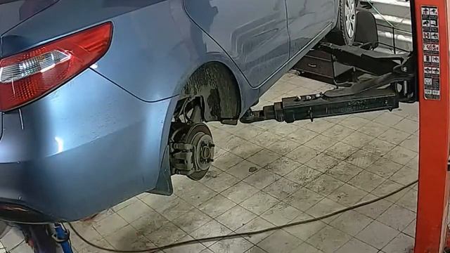 Kia Rio - Замена сайлентблоков смотреть онлайн