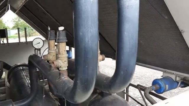 Чиллер б/у из Германии Mcquay 2010 год 630 квт. Used Chiller Mcquay 2010 Year 630 Kw