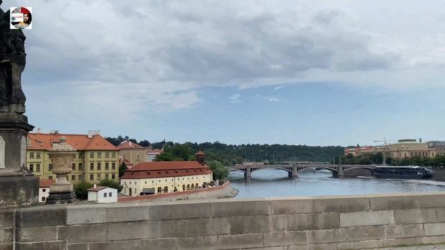 Charles Bridge. Czech Republic Capital Tour смотреть онлайн