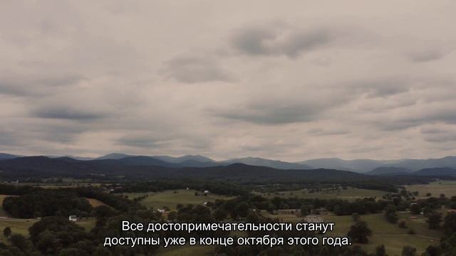 Туристам дадут посмотреть на Нью-Йорк из стеклянной подвесной кабины смотреть онлайн