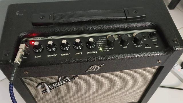 รีวิว : fender mustang l v2 /ของดีที่คุณคู่ควร смотреть онлайн