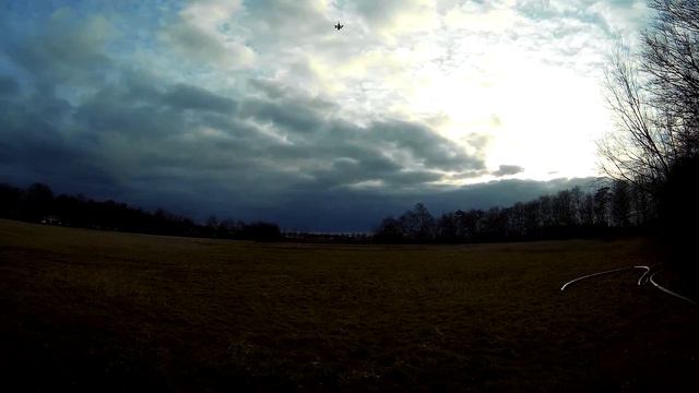 Furibee FX120 - First test flight, stock rates and PID settings смотреть онлайн