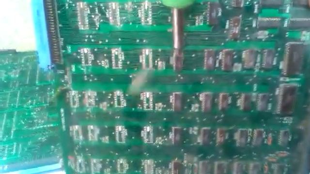 Как быстро выпаять микросхемы строительным феном. смотреть онлайн
