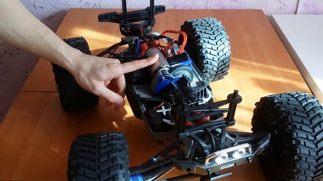 Traxxas Summit - новый кузов, мотор и колеса! смотреть онлайн
