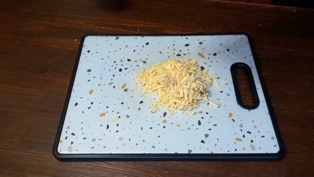 Салат из пекинской капусты с сыром и помидорами смотреть онлайн