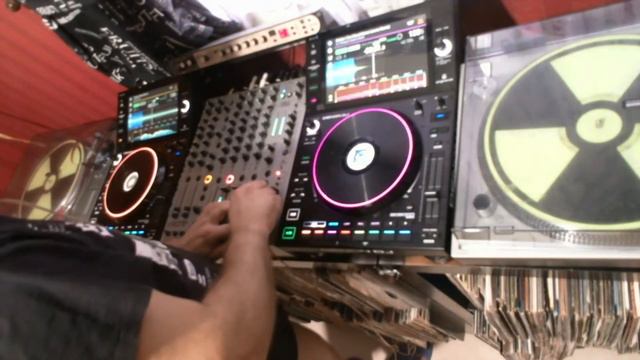 Julio 21 techno Melodic techno hypnotic techno peaktime techno [ xone 96 ] [ denon dj sc6000 prime смотреть онлайн
