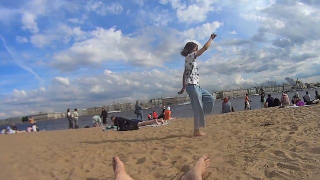 Внучка Даша танцует "Wensday" смотреть онлайн