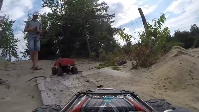 HPI Racing Crawler King Ford F 150 SVT 1/10 - Traxxas Summit смотреть онлайн