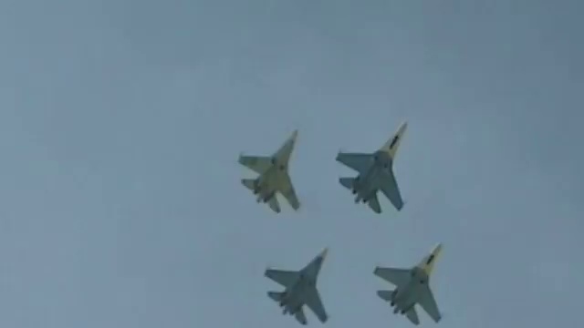 Соколы России выступают на боевых истребителях смотреть онлайн