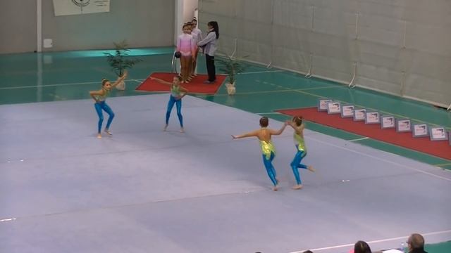 CONJUNTO PREBENJAMIN INTERCLUBS 2013. CLUB GIMNASIA ANGELS.MEDALLA DE ORO смотреть онлайн
