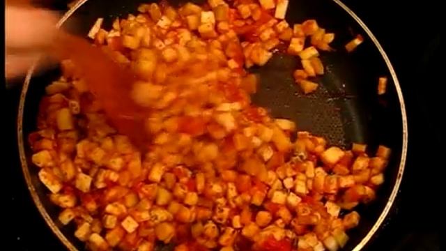 Запеканка из баклажанов с помидорами, рикоттой и пармезаном смотреть онлайн