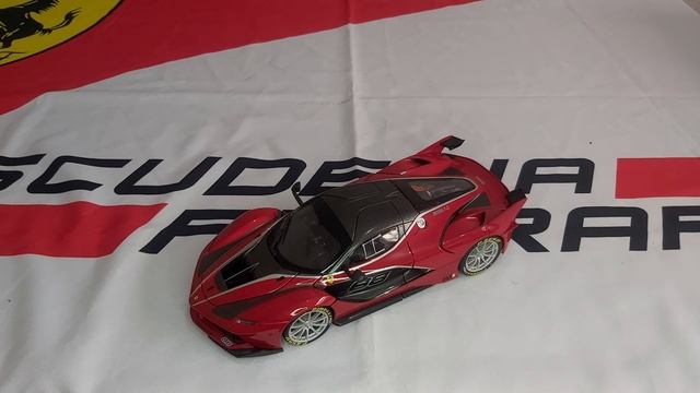 Ferrari FXX K 1/18 Bburago Signature Series смотреть онлайн