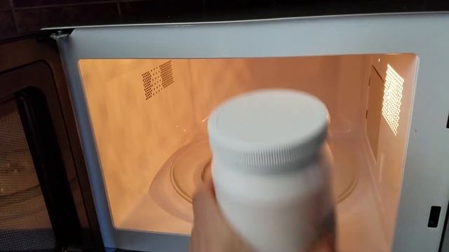 Alison Tyler & Olivia Austin wait for coconut oil смотреть онлайн