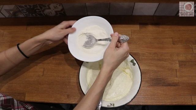 Сырники из творога классические. Как сделать? смотреть онлайн