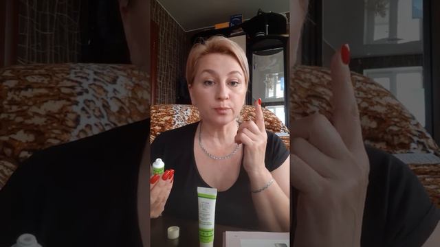 Система по уходу за губами Satin lips смотреть онлайн