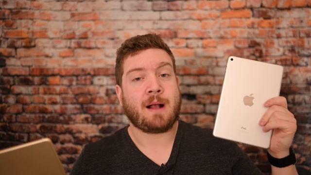 iPad mini 5 vs iPad mini 4: What's The Difference?! смотреть онлайн