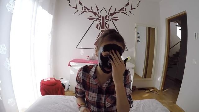 100 СЛОЕВ ЧЕРНОЙ МАСКИ?! смотреть онлайн