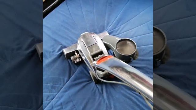 Пример сухой глубиной чистки дивана смотреть онлайн