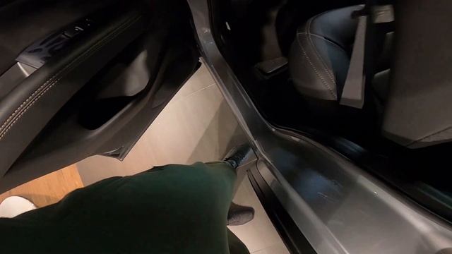 Мазда CX-5 Vs. Мазда CX-9 / Цены на мазда cx 5 cx 9 / На какую скидку можно рассчитывать. смотреть онлайн