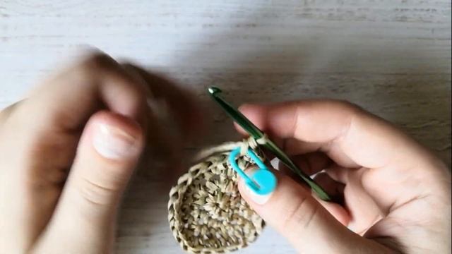 Шляпа из рафии "Тропиканка". Мастер-класс для начинающих. Бонус смотреть онлайн