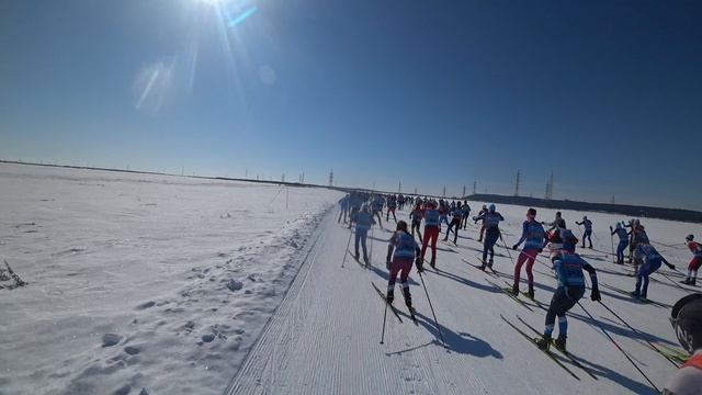 Югорский лыжный марафон глазами участника. Иван Денисов 367 номер. смотреть онлайн