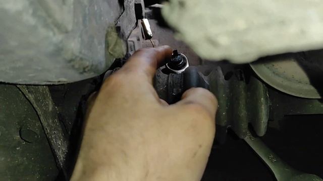 загорается лампа давления масла на холостых сенс смотреть онлайн