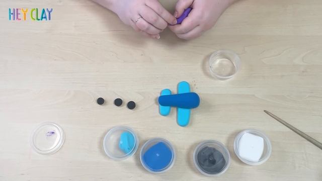 Как слепить САМОЛЕТ из пластилина? Лепим из воздушного пластилина HEY CLAY смотреть онлайн
