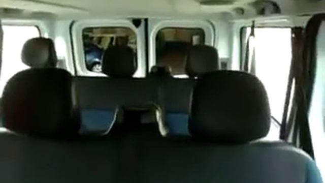 vendidooo RENAULT TRAFIC PASSENGER 9 PLAZAS LARGA 150CV 02/2011 смотреть онлайн