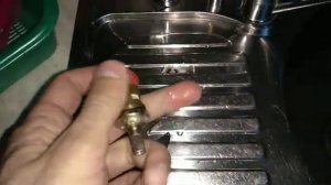 Ремонт крана аквафор фильтрованной воды.